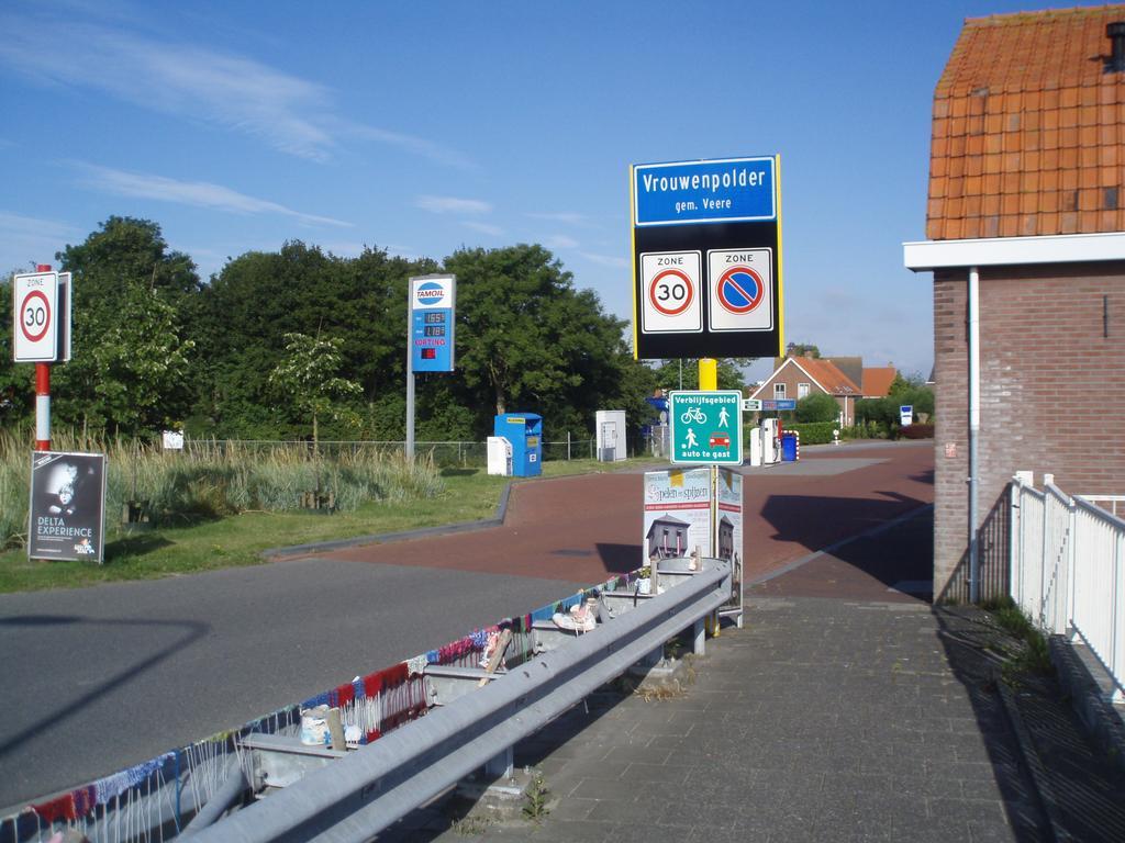 B&B Fam. Tavenier Vrouwenpolder Kültér fotó